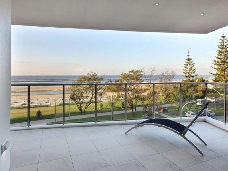 402 ‘Elysee’ 1 Haig Street, Kirra QLD 4225