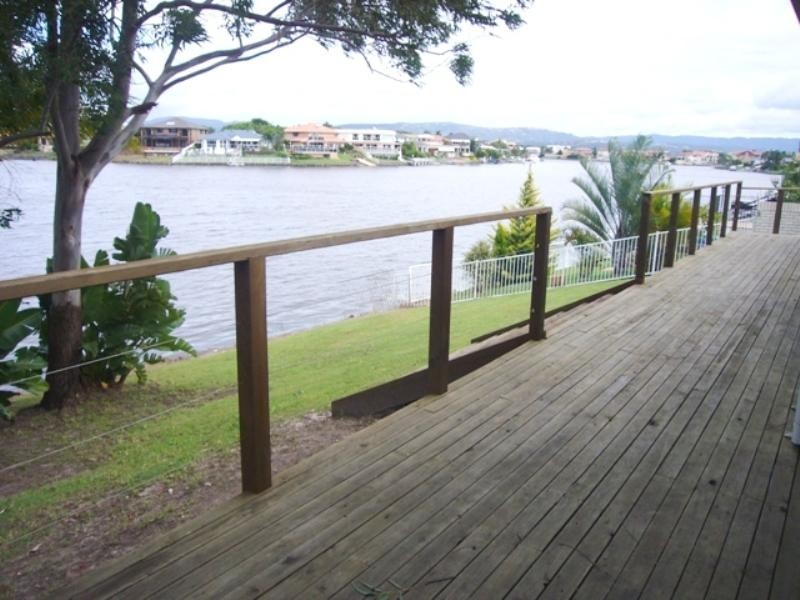 59 Cayman Drive, Clear Island Waters QLD 4226