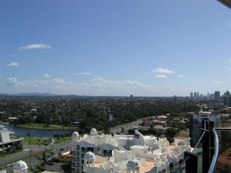 Broadbeach QLD 4218