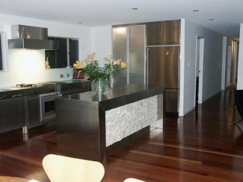 2 Surf Street, Mermaid Beach QLD 4218