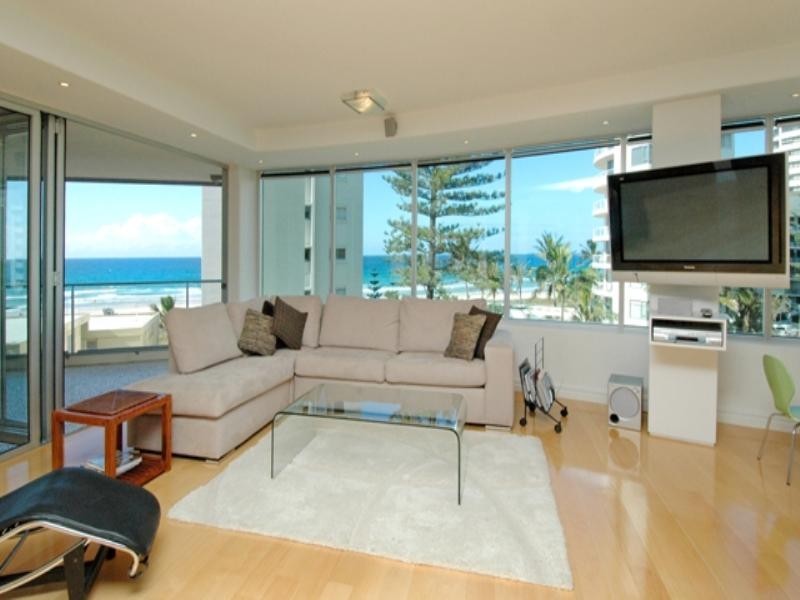 4/30 Garfield Terrace “ULTIMA”, Surfers Paradise QLD 4217
