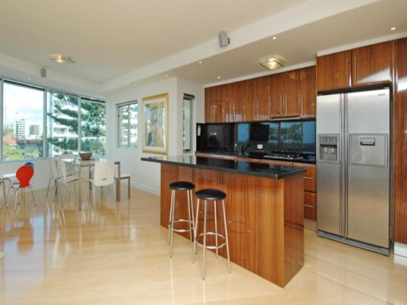 4/30 Garfield Terrace “ULTIMA”, Surfers Paradise QLD 4217