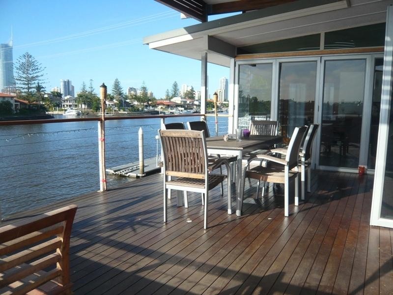 31 Furlong Street, Broadbeach Waters QLD 4218