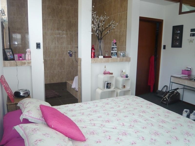 31 Furlong Street, Broadbeach Waters QLD 4218