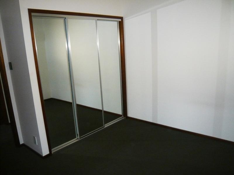 31 Furlong Street, Broadbeach Waters QLD 4218