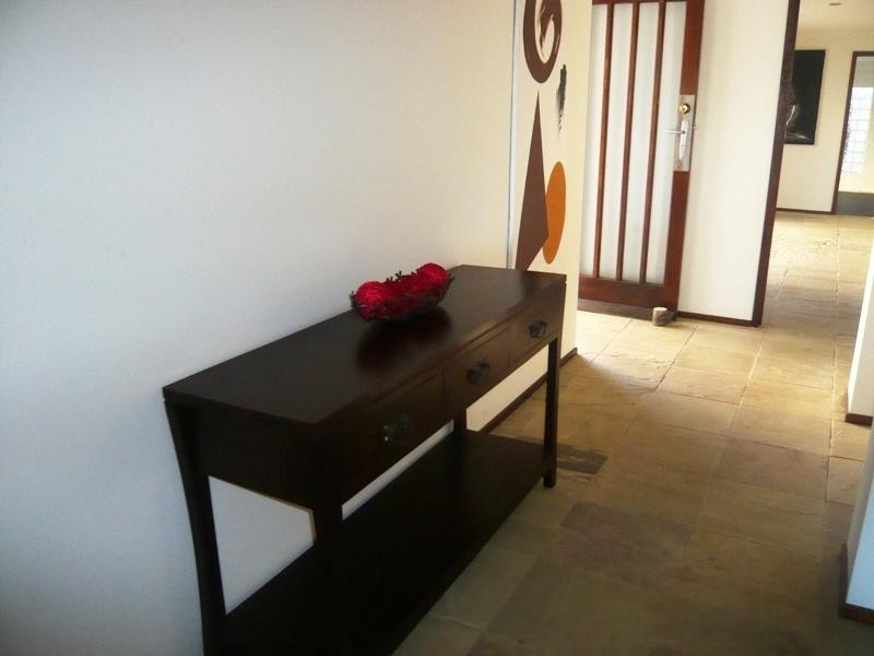 31 Furlong Street, Broadbeach Waters QLD 4218