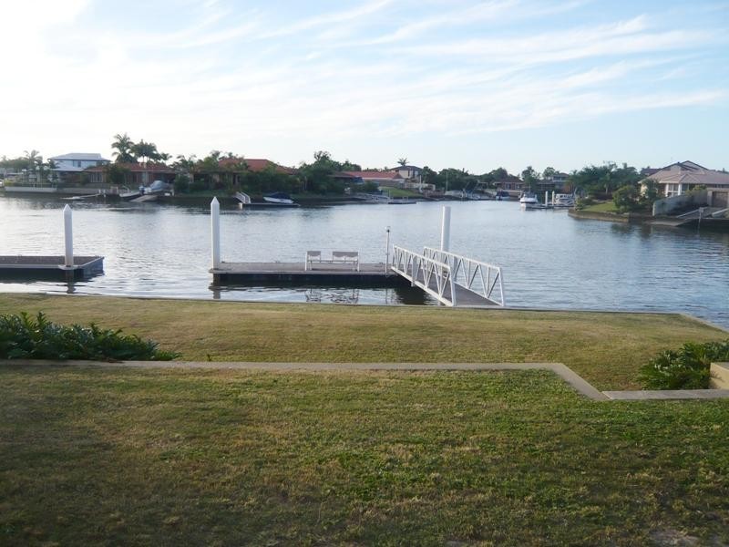 11 Willow Street, Biggera Waters QLD 4216