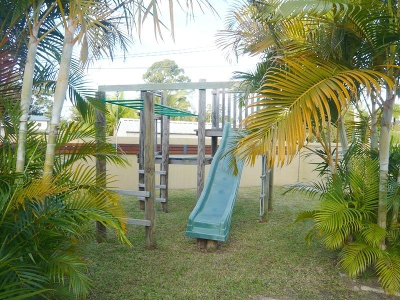 11 Willow Street, Biggera Waters QLD 4216