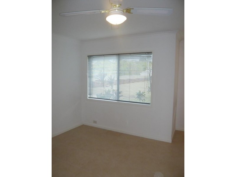 11 Willow Street, Biggera Waters QLD 4216