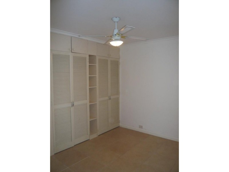 11 Willow Street, Biggera Waters QLD 4216