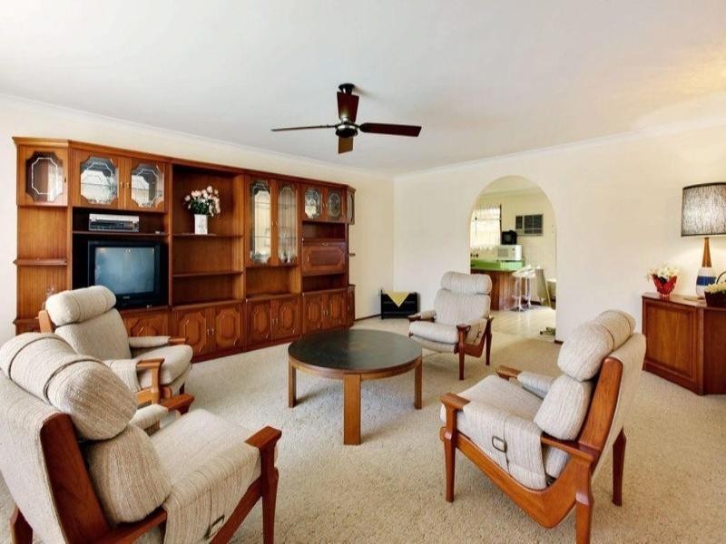 5 Hokitika Street, Broadbeach Waters QLD 4218