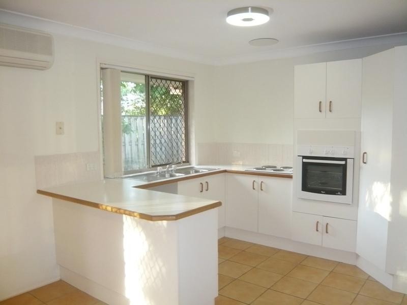 29 Seafoam Close, Varsity Lakes QLD 4227