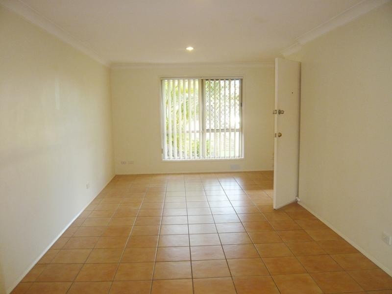 29 Seafoam Close, Varsity Lakes QLD 4227