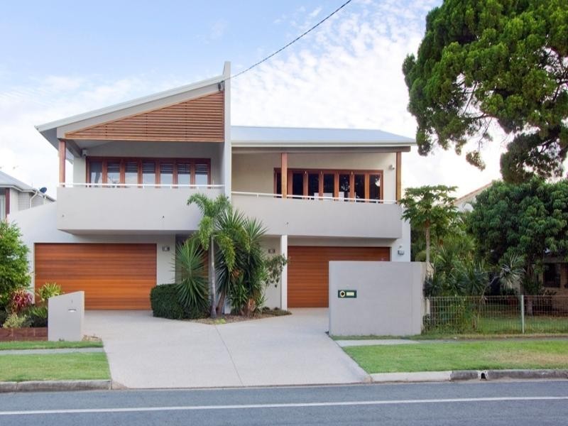 1/8 Acanthus Avenue, Burleigh Heads QLD 4220