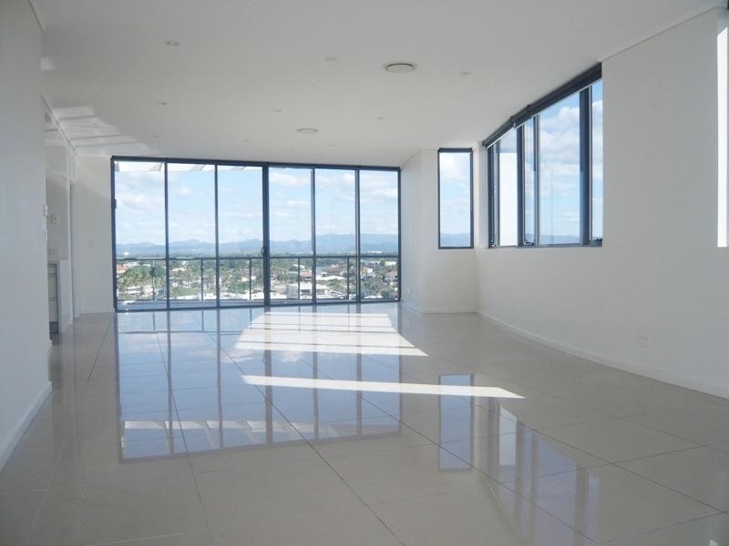 801/6 Tarcoola Crescent, Chevron Island QLD 4217