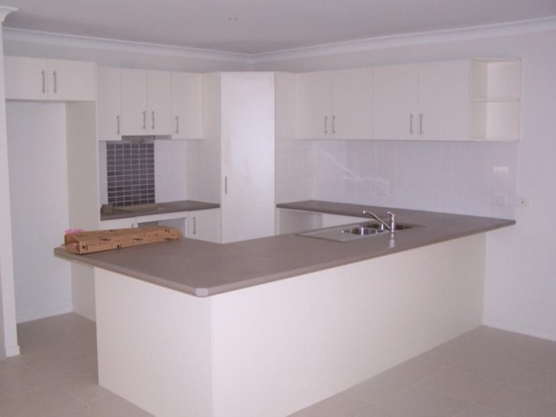 11 Ryan Place, Ormeau QLD 4208