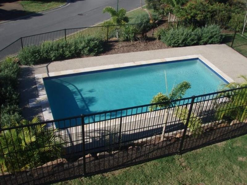 8/5 Faculty Crescent, Mudgeeraba QLD 4213