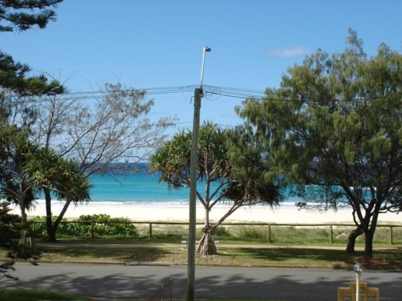 4/170 Pacific Parade, Bilinga QLD 4225