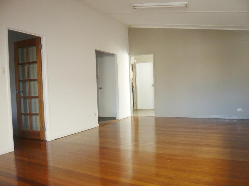 7 Glenelg Avenue, Mermaid Beach QLD 4218