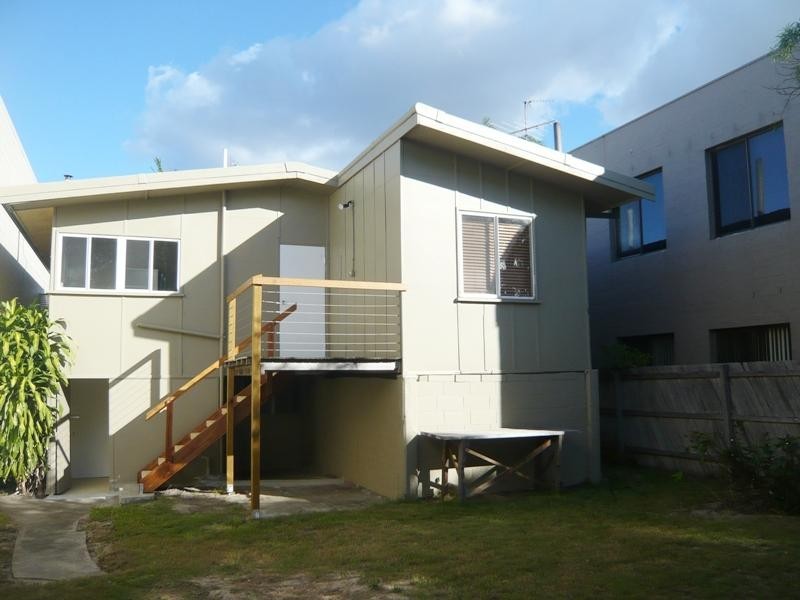 7 Glenelg Avenue, Mermaid Beach QLD 4218