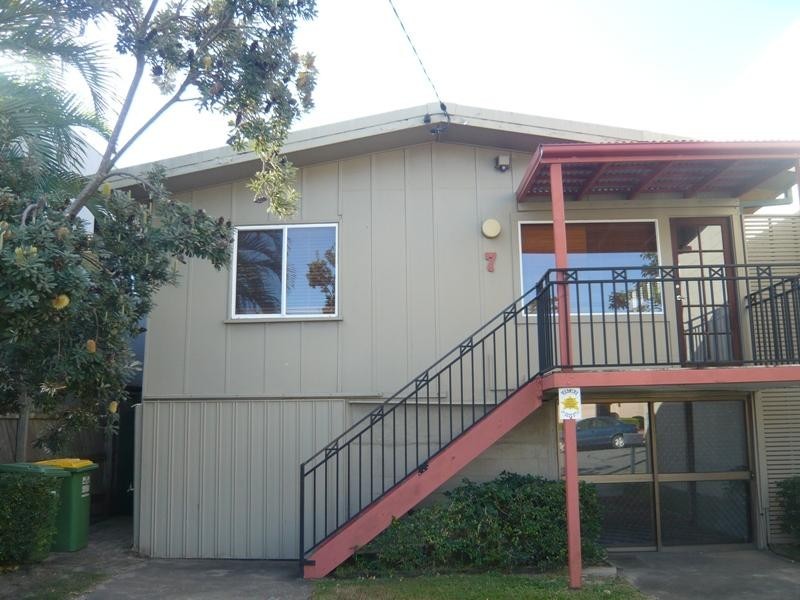 7 Glenelg Avenue, Mermaid Beach QLD 4218