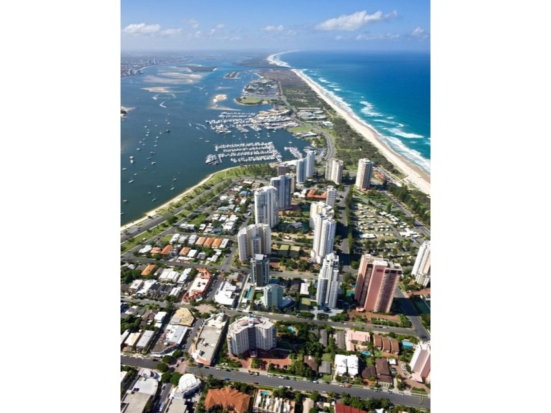 14 ‘Calais’, 17 Peak Avenue, Main Beach QLD 4217