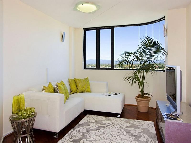 14 ‘Calais’, 17 Peak Avenue, Main Beach QLD 4217