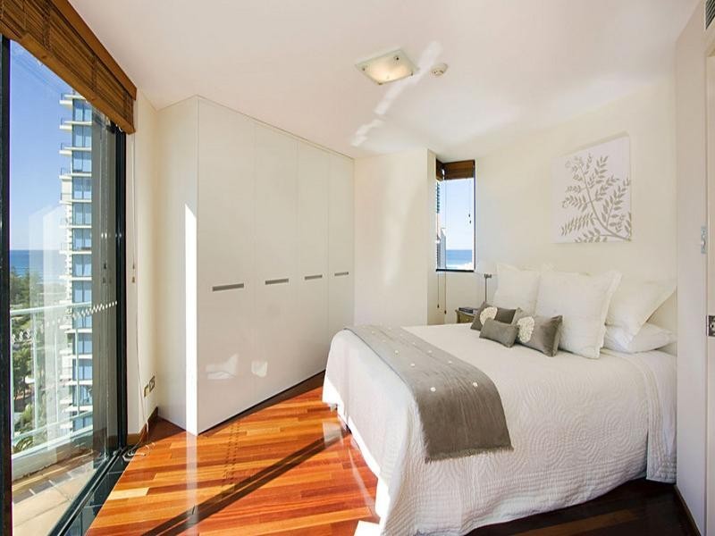 14 ‘Calais’, 17 Peak Avenue, Main Beach QLD 4217