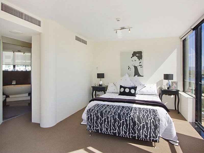 14 ‘Calais’, 17 Peak Avenue, Main Beach QLD 4217