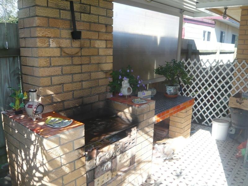 145 Nobby Parade, Miami QLD 4220