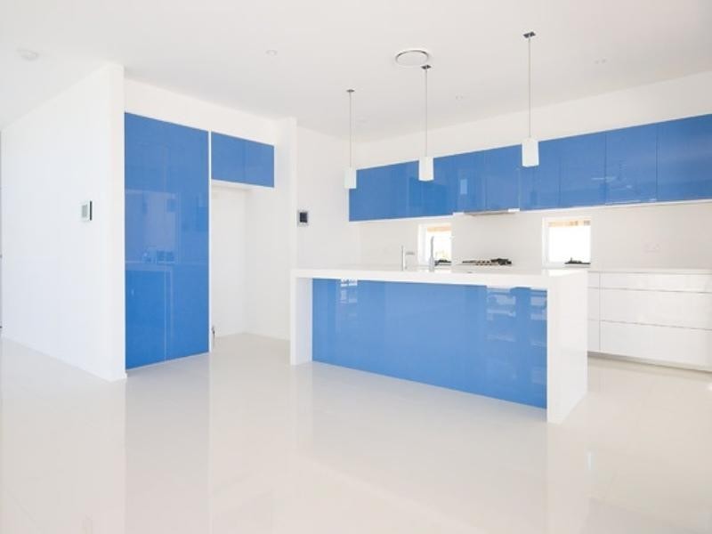 49 Beverley Crescent, Broadbeach Waters QLD 4218