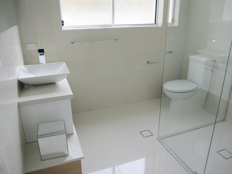 49 Beverley Crescent, Broadbeach Waters QLD 4218