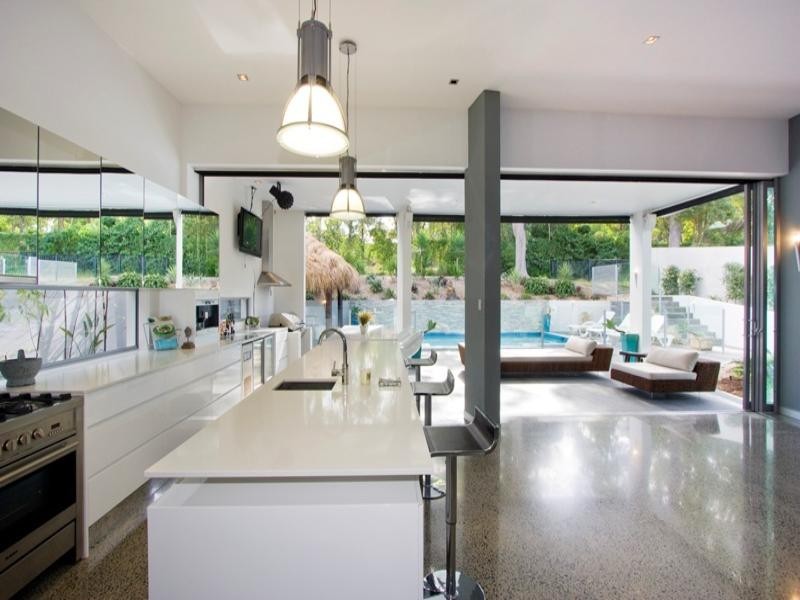 5008 Riverwood Grove, Benowa QLD 4217