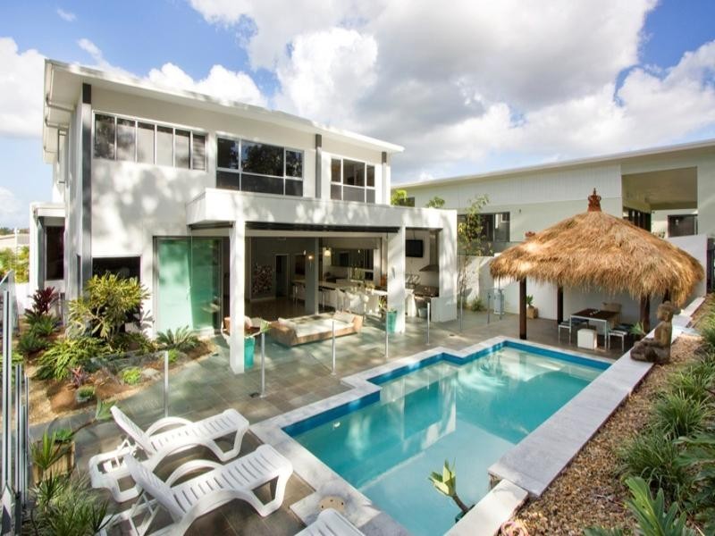 5008 Riverwood Grove, Benowa QLD 4217