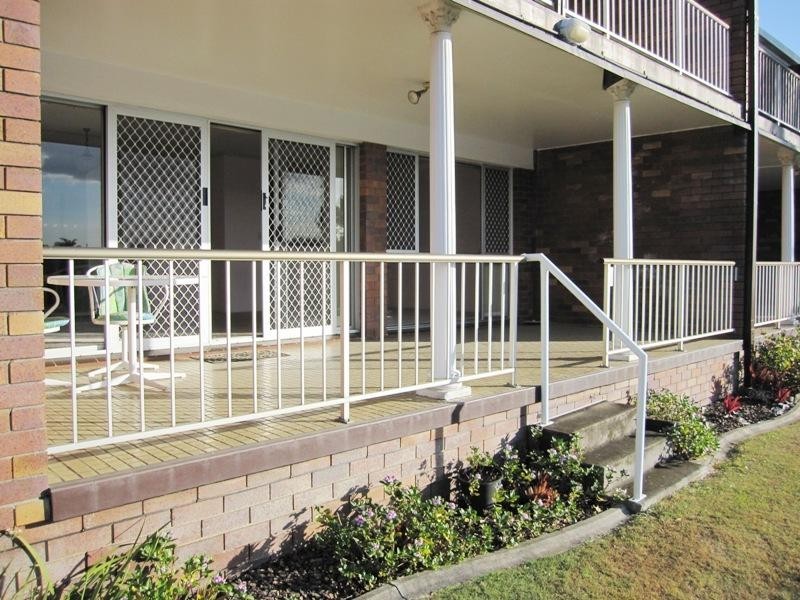 3/29 Hooker Boulevard, Broadbeach Waters QLD 4218