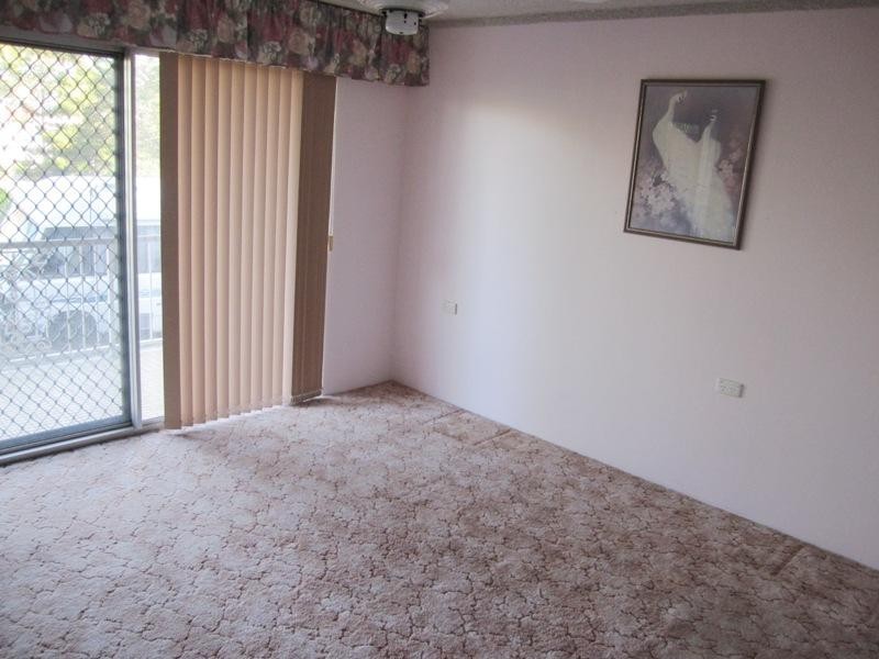 3/29 Hooker Boulevard, Broadbeach Waters QLD 4218