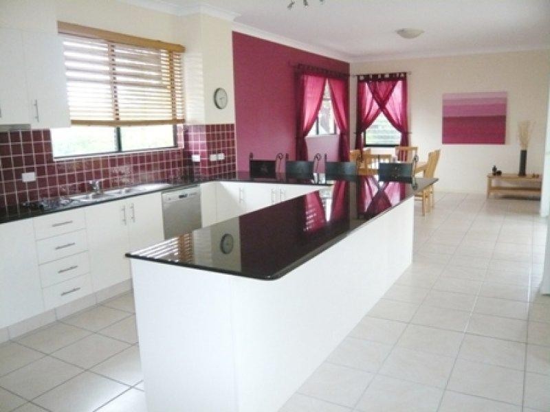 9B Tamborine Street, Mermaid Beach QLD 4218