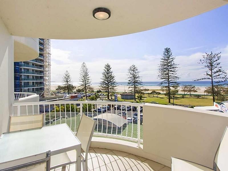 508 ‘Kirra Beach’ 6 Douglas Street, Kirra QLD 4225