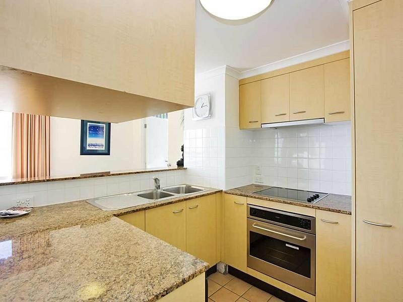 508 ‘Kirra Beach’ 6 Douglas Street, Kirra QLD 4225