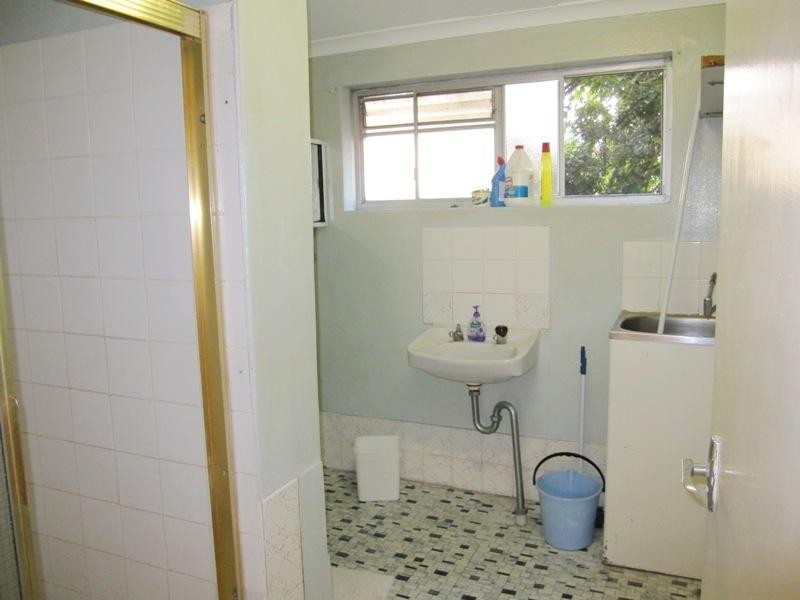 Unit 2/31 Frank Street, Labrador QLD 4215