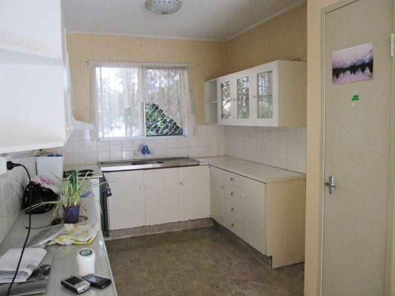 Unit 2/31 Frank Street, Labrador QLD 4215