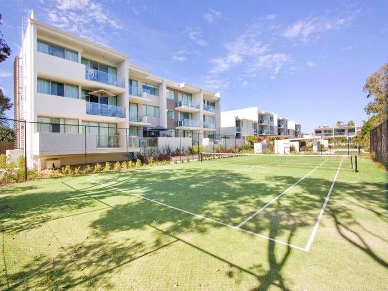 13 ‘Zone’ 9 Crescent Avenue, Mermaid Beach QLD 4218