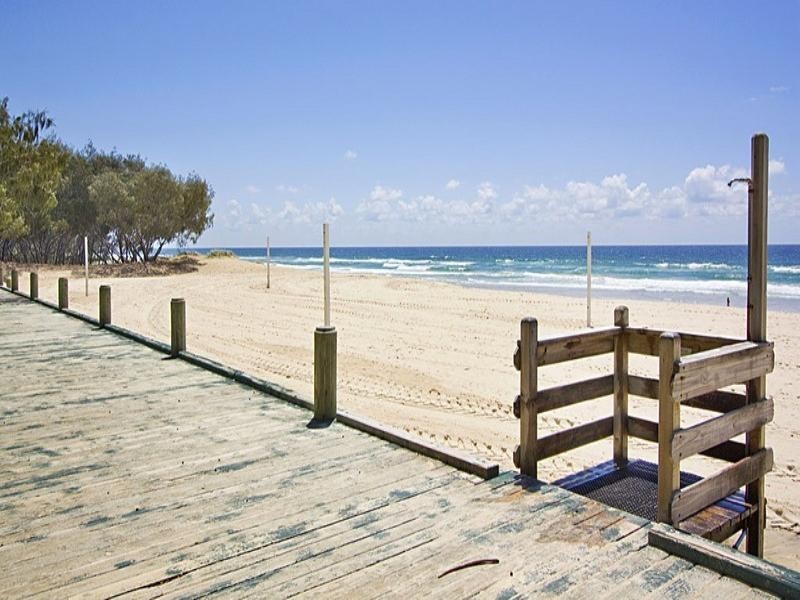 205 ‘Hi Ho Beach Apartments’ 2 Queensland Avenue, Broadbeach QLD 4218