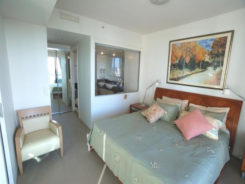 Broadbeach QLD 4218