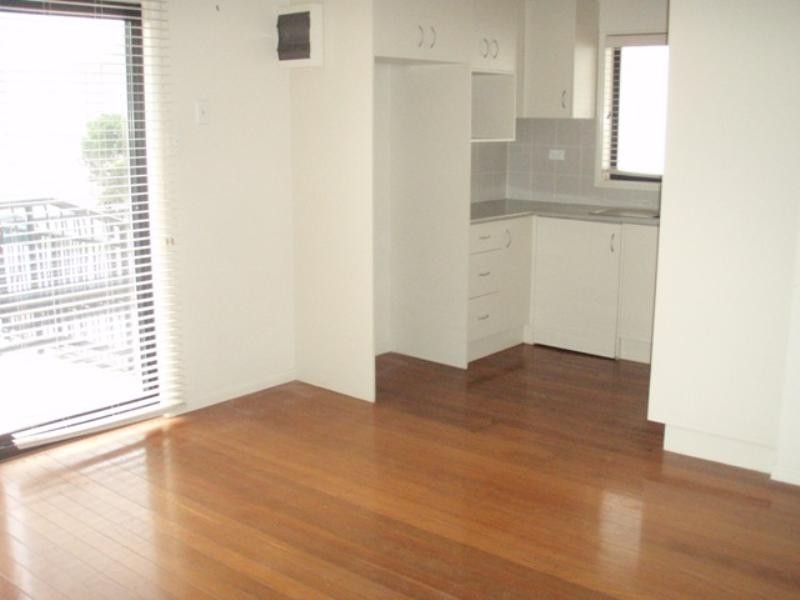 1/254 Jefferson Lane, Palm Beach QLD 4221