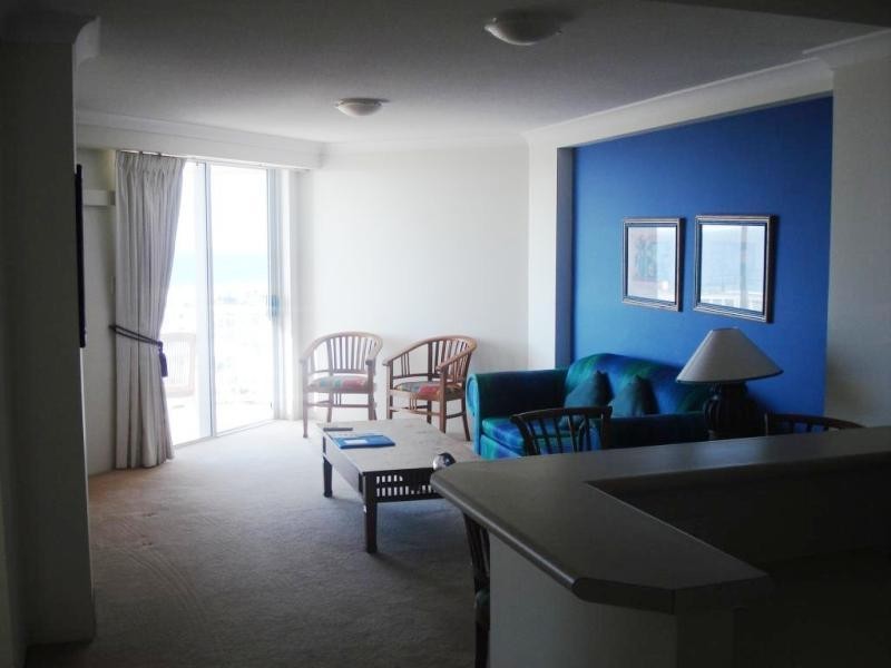 1135/2623 Gold Coast Highway, Broadbeach QLD 4218