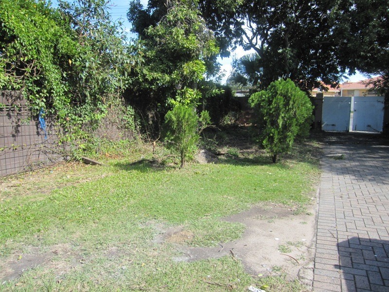 33 Bermuda Street, Broadbeach Waters QLD 4218