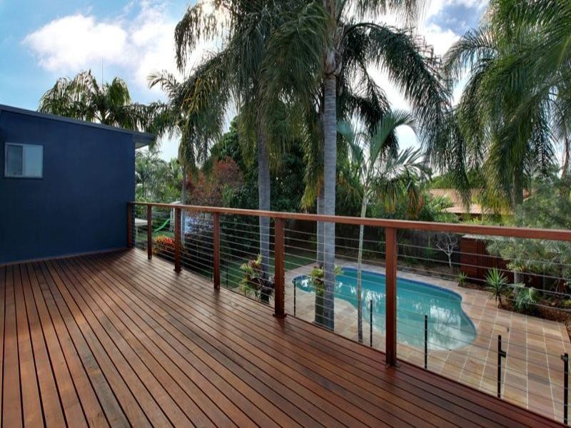 18 Firmin Court, Mermaid Waters QLD 4218