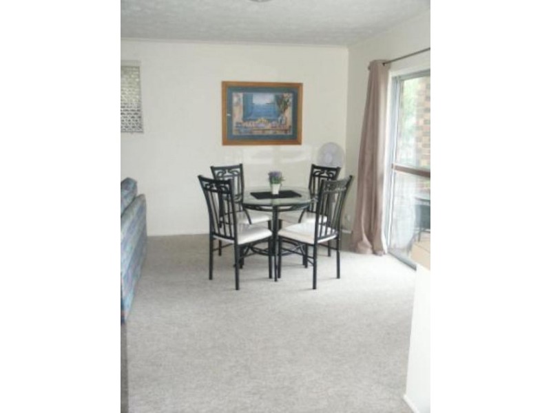 6/210 Scarborough Street, Southport QLD 4215