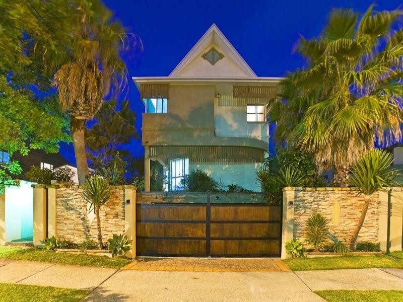 5 Albatross Avenue, Mermaid Beach QLD 4218